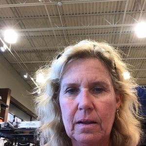 Meet your Posher, Pamela